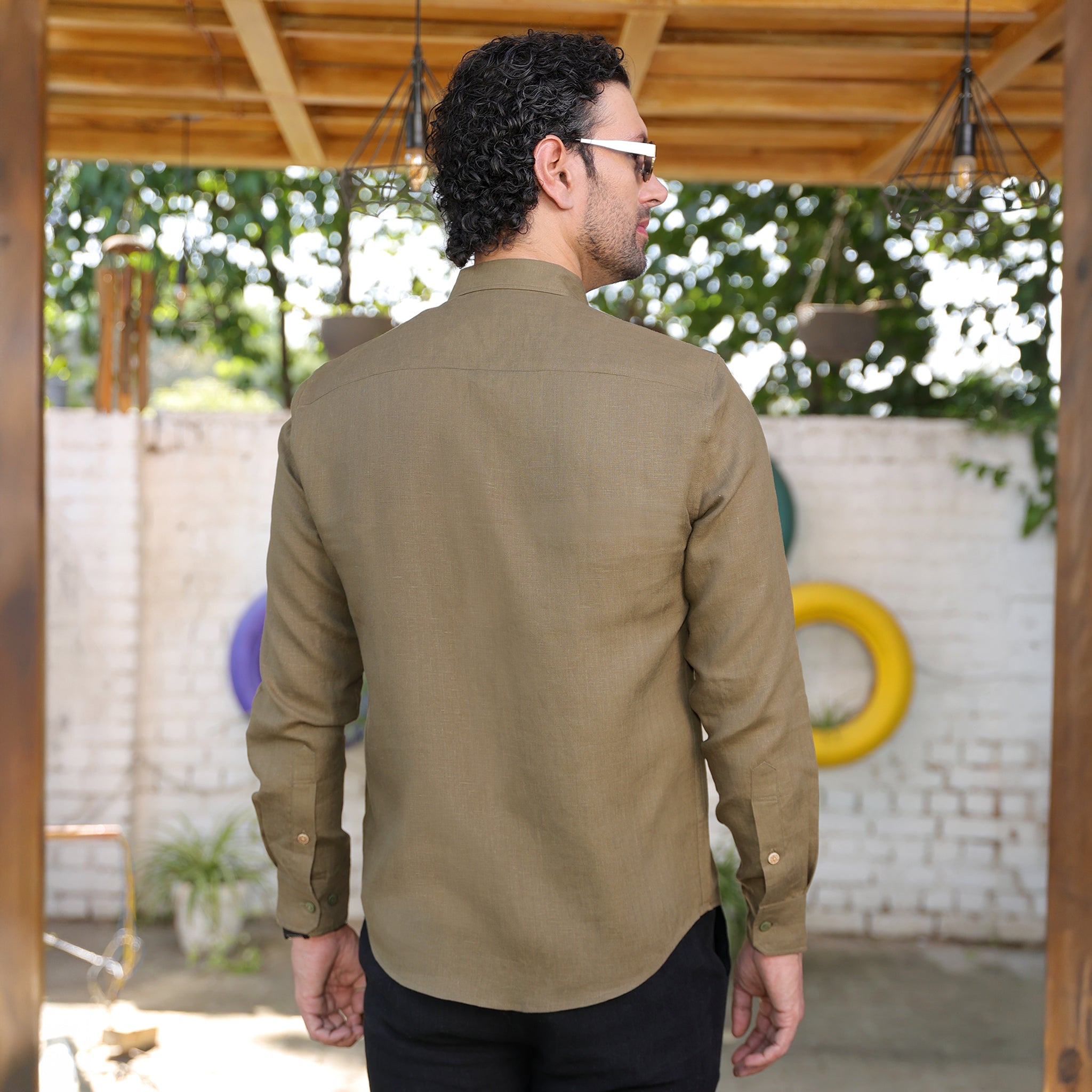 Men’s olive green 100% Linen Solid Casual Shirt – Premium Breathable Summer Wear
